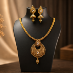 Rajvanshi Kundan Necklace Set - Image 4
