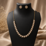Gold Kundan Stud Necklace Set - Image 4