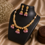 Gulnaar Kundan Hasli Set - Image 5